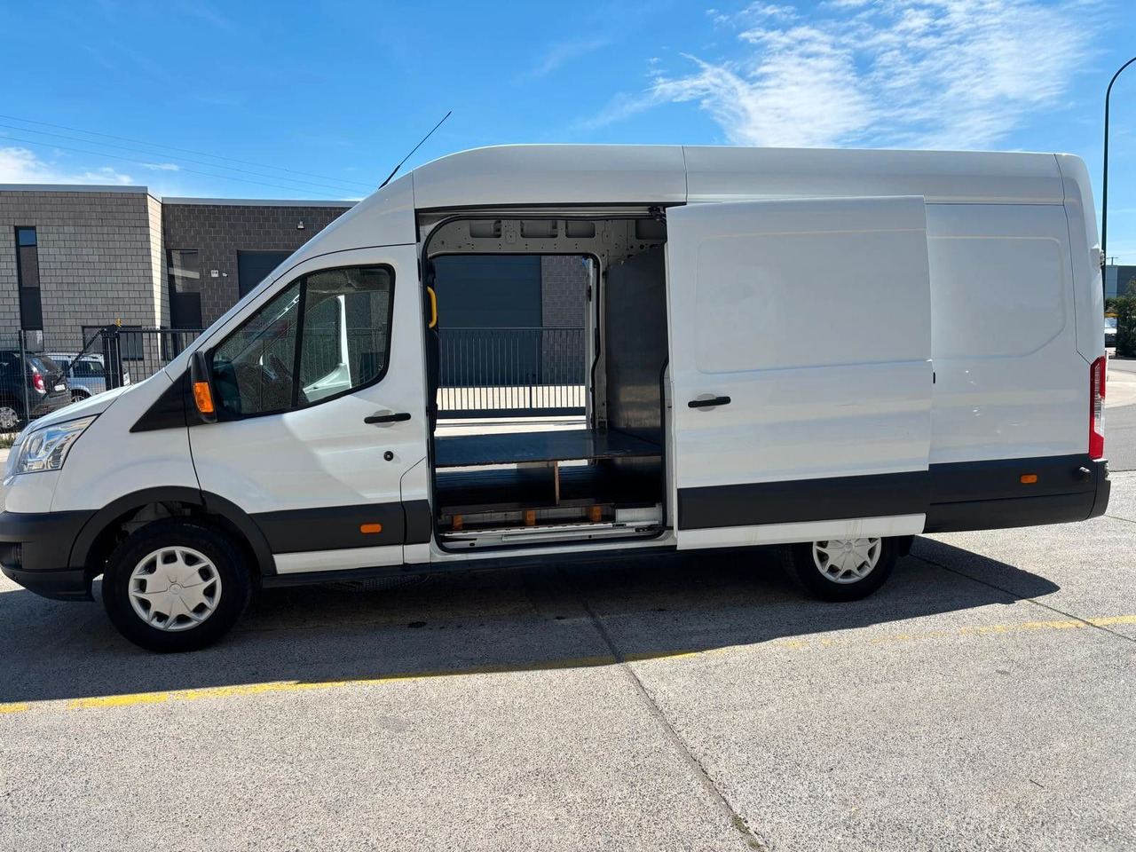 Ford Transit. Maxi. Klima. Euro 6B. Tempomat - Panel van: picture 4 Ford Transit. Maxi. Klima. Euro 6B. Tempomat - Panel van: picture 4