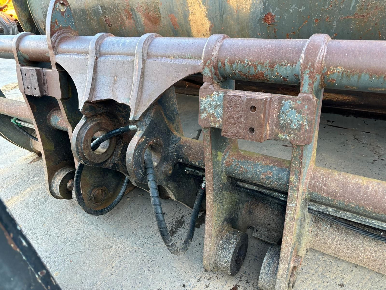 Loader bucket for Construction machinery Volvo L150 - L180 - L220. Kippschaufel 5m3. Volvo L150 - L180 - L220. Kippschaufel 5m3.: picture 8