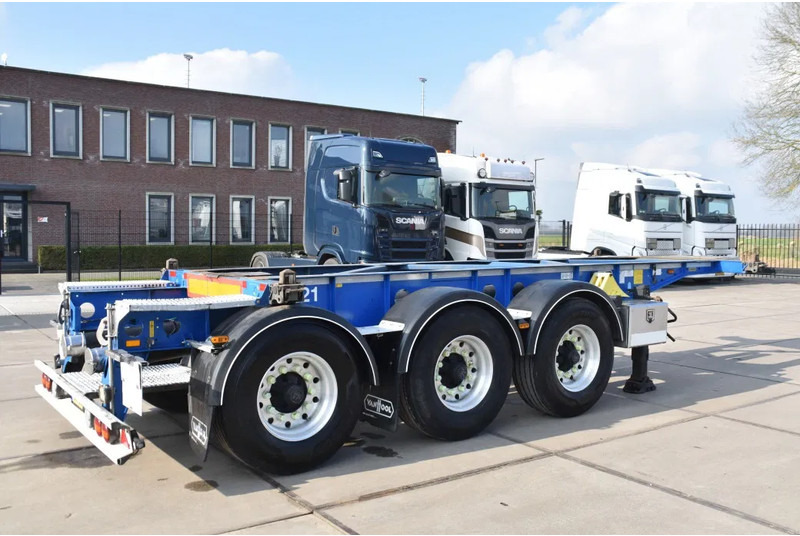 Van Hool A3C002 - ADR FL - 20 FT SWAP - LIFT AXLE - BPW AXLES - DISC BRAKES - 3180 KG EMPTY WEIGHT ! - Container transporter/ Swap body semi-trailer: picture 2 Van Hool A3C002 - ADR FL - 20 FT SWAP - LIFT AXLE - BPW AXLES - DISC BRAKES - 3180 KG EMPTY WEIGHT ! - Container transporter/ Swap body semi-trailer: picture 2