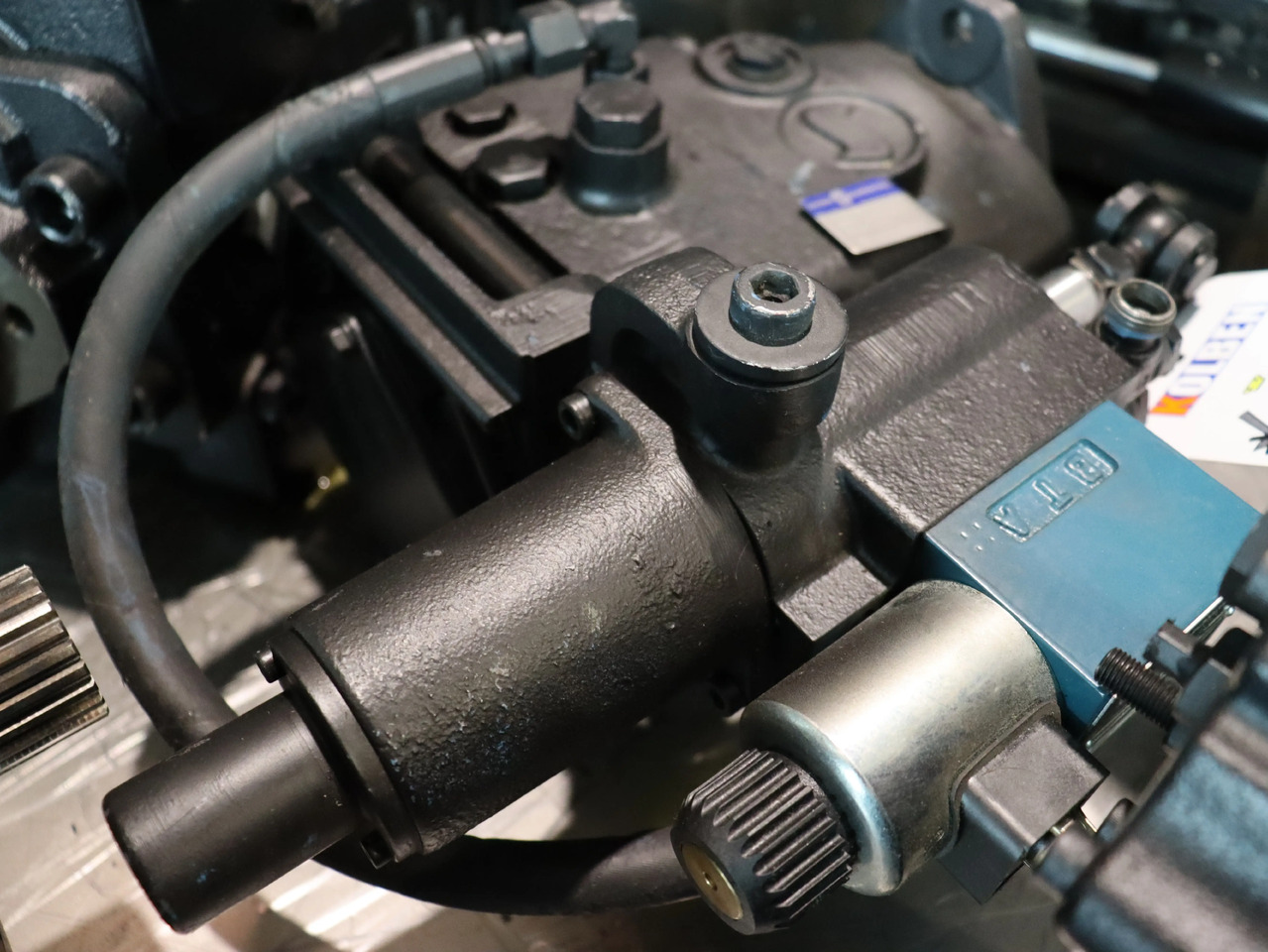 DANFOSS SPV1/038-L5Z-PE089-01 - Hydraulic pump for Material handling equipment: picture 2 DANFOSS SPV1/038-L5Z-PE089-01 - Hydraulic pump for Material handling equipment: picture 2