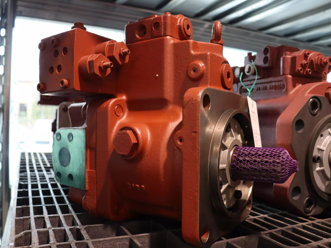 KAWASAKI K3VL112 B 1NR5M-P0 1-M1 - Hydraulic pump for Construction machinery: picture 1 KAWASAKI K3VL112 B 1NR5M-P0 1-M1 - Hydraulic pump for Construction machinery: picture 1