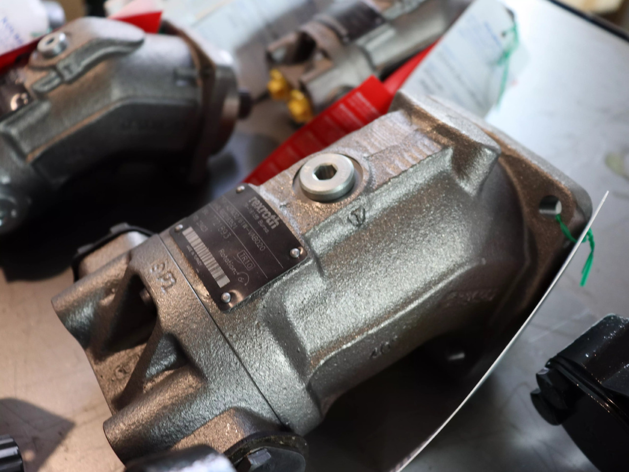 REXROTH A2FM63/61W-VAB020 - Hydraulic motor for Construction machinery: picture 2 REXROTH A2FM63/61W-VAB020 - Hydraulic motor for Construction machinery: picture 2