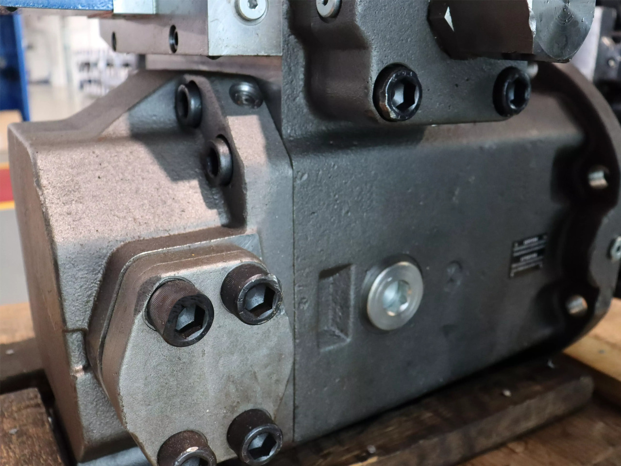 REXROTH AHA4VSO500E02/30R-PPH25N00 - Hydraulic pump for Construction machinery: picture 2 REXROTH AHA4VSO500E02/30R-PPH25N00 - Hydraulic pump for Construction machinery: picture 2