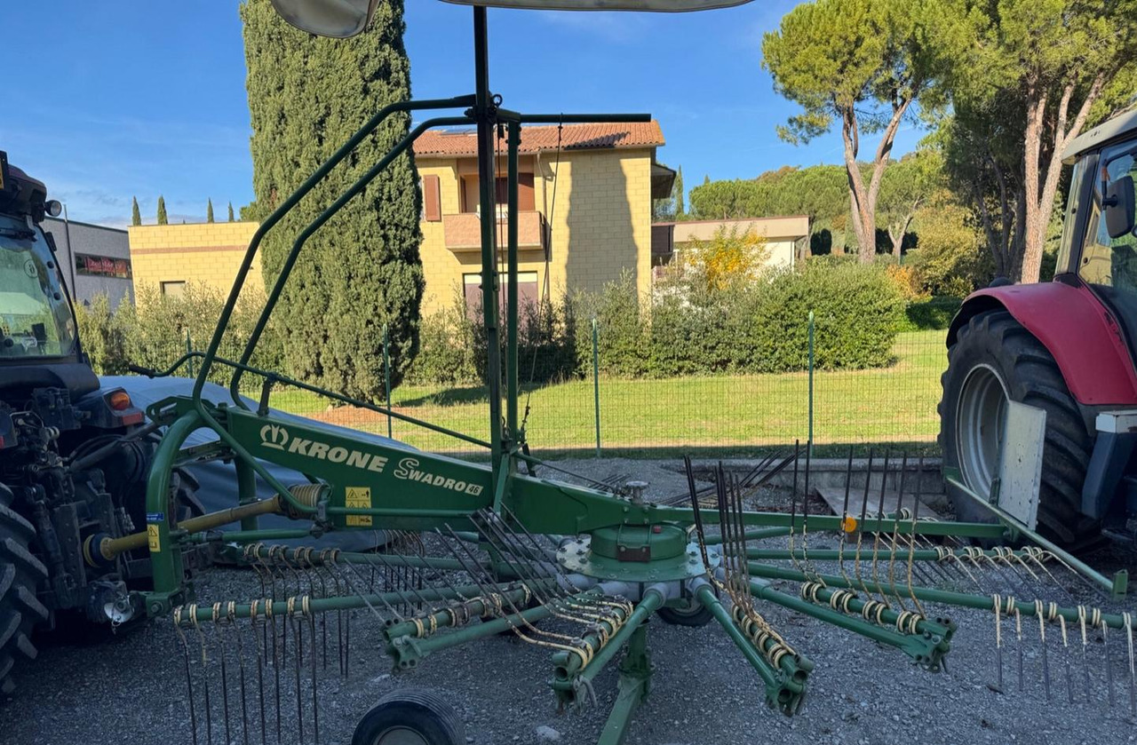 - Tedder/ Rake: picture 4 - Tedder/ Rake: picture 4