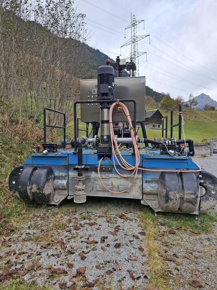 Dragflow remote controlled mini dredger DRP60 + EL20SS + hoses and floater - Tool/ Equipment: picture 3 Dragflow remote controlled mini dredger DRP60 + EL20SS + hoses and floater - Tool/ Equipment: picture 3