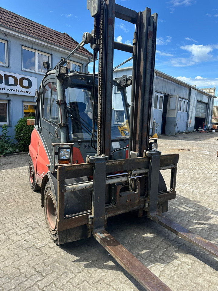 Lin H50D - Diesel forklift: picture 2 Lin H50D - Diesel forklift: picture 2