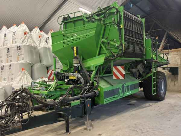 AVR AVR SPIRIT 9200 VW - Harvester: picture 1 AVR AVR SPIRIT 9200 VW - Harvester: picture 1