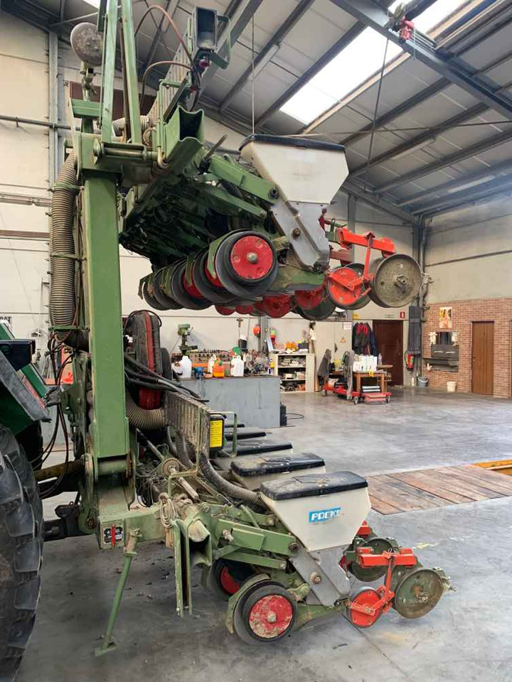 Nodet PL 2 - Seed drill: picture 2 Nodet PL 2 - Seed drill: picture 2