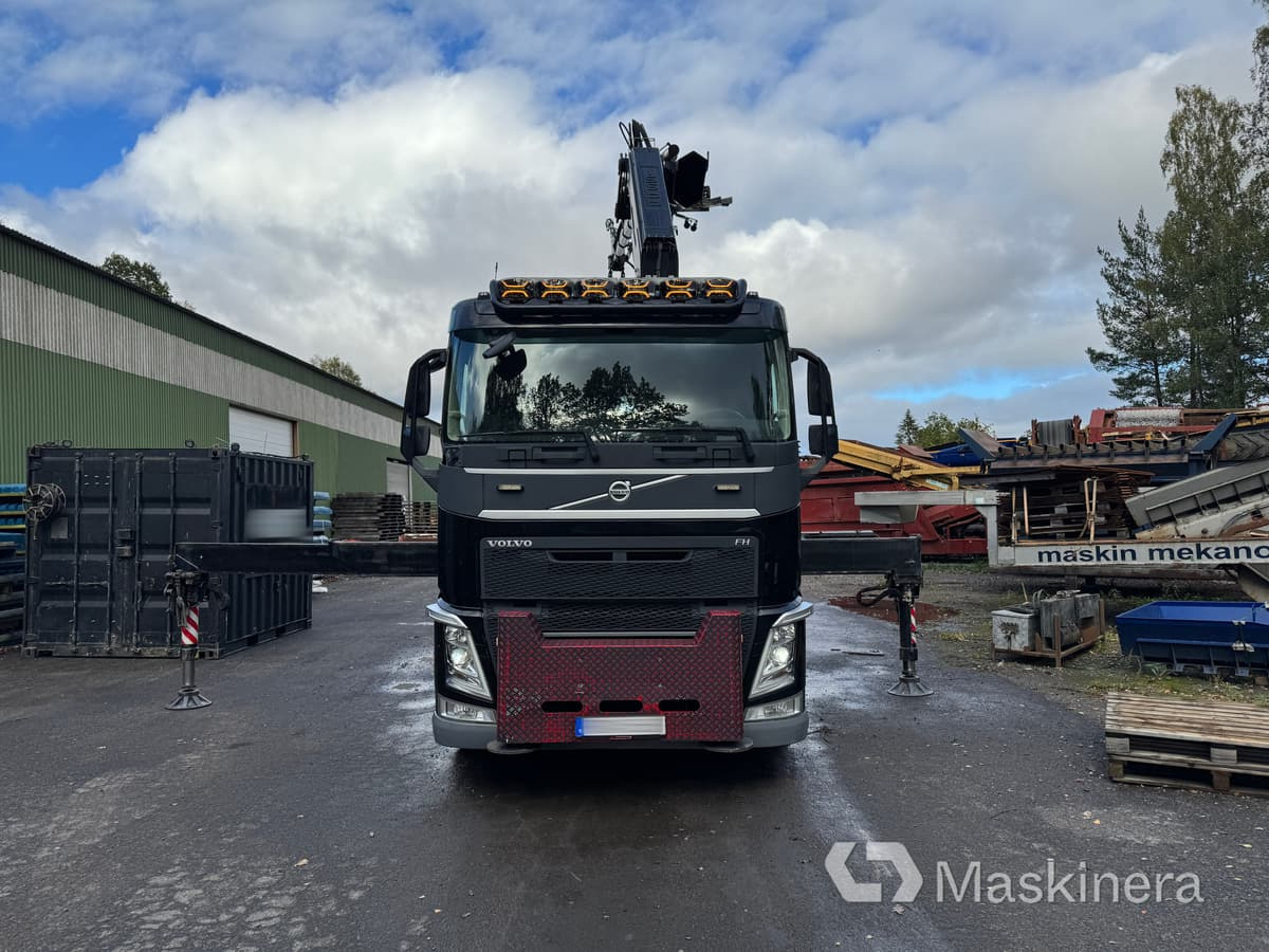 Bodbil Volvo FH 82F med Fassi F820 kran & jib - Dropside/ Flatbed truck, Crane truck: picture 2 Bodbil Volvo FH 82F med Fassi F820 kran & jib - Dropside/ Flatbed truck, Crane truck: picture 2