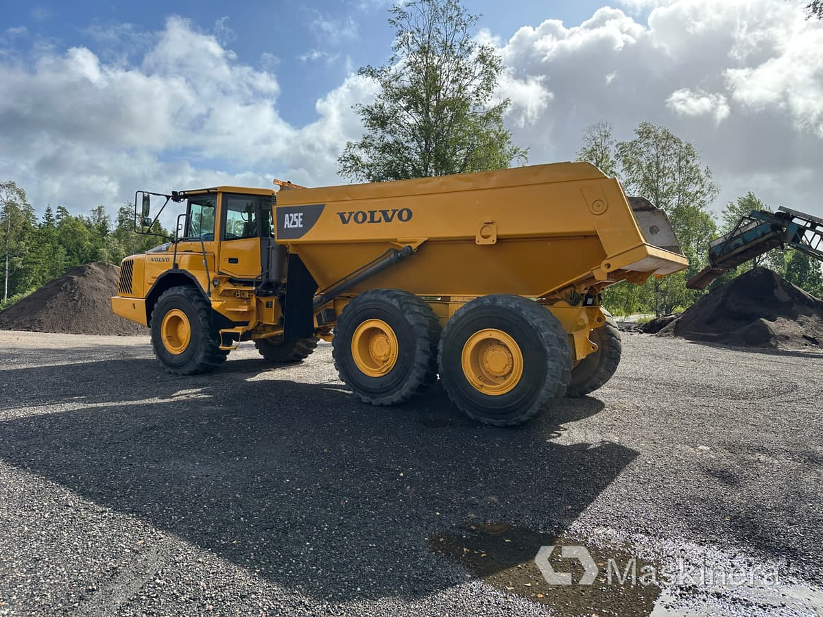 Dumper Volvo A25E 6x6 - Articulated dumper: picture 4 Dumper Volvo A25E 6x6 - Articulated dumper: picture 4