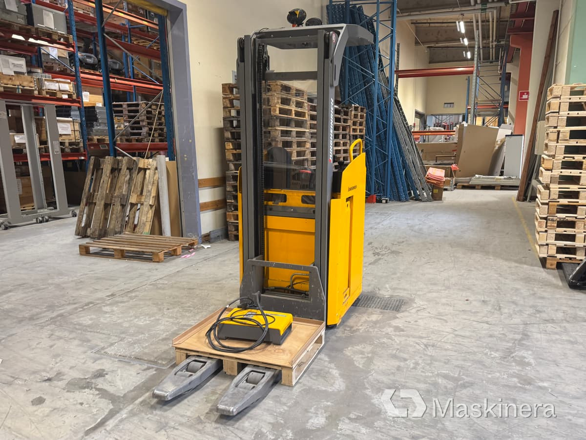 Eltruck Jungheinrich ESC214 - Stacker: picture 1 Eltruck Jungheinrich ESC214 - Stacker: picture 1
