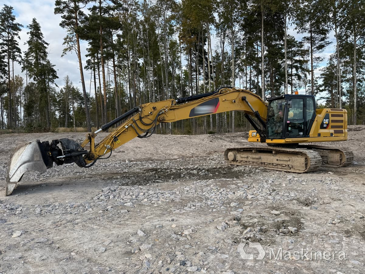 Grävmaskin CAT 323 Next Generation - Crawler excavator: picture 1 Grävmaskin CAT 323 Next Generation - Crawler excavator: picture 1