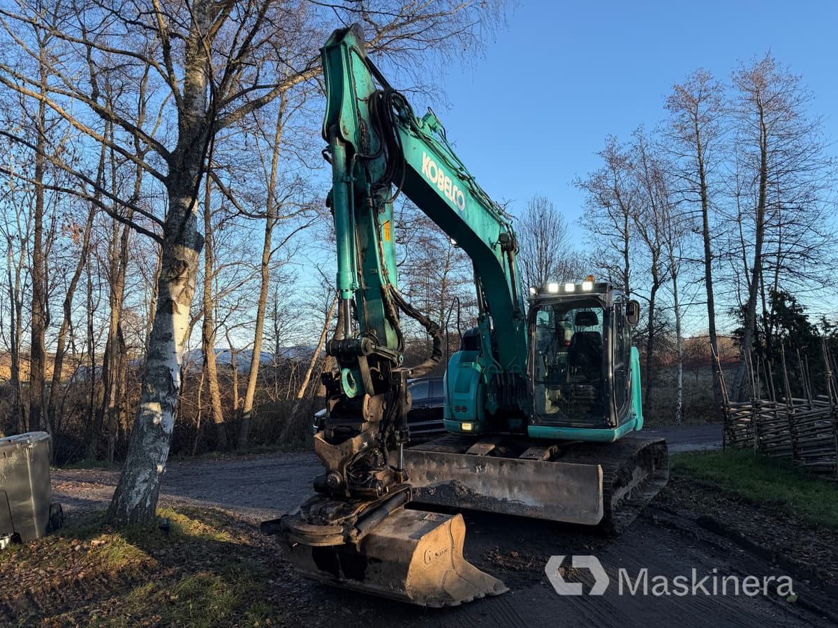 Grävmaskin Kobelco SK140SRLC-5 - Crawler excavator: picture 2 Grävmaskin Kobelco SK140SRLC-5 - Crawler excavator: picture 2