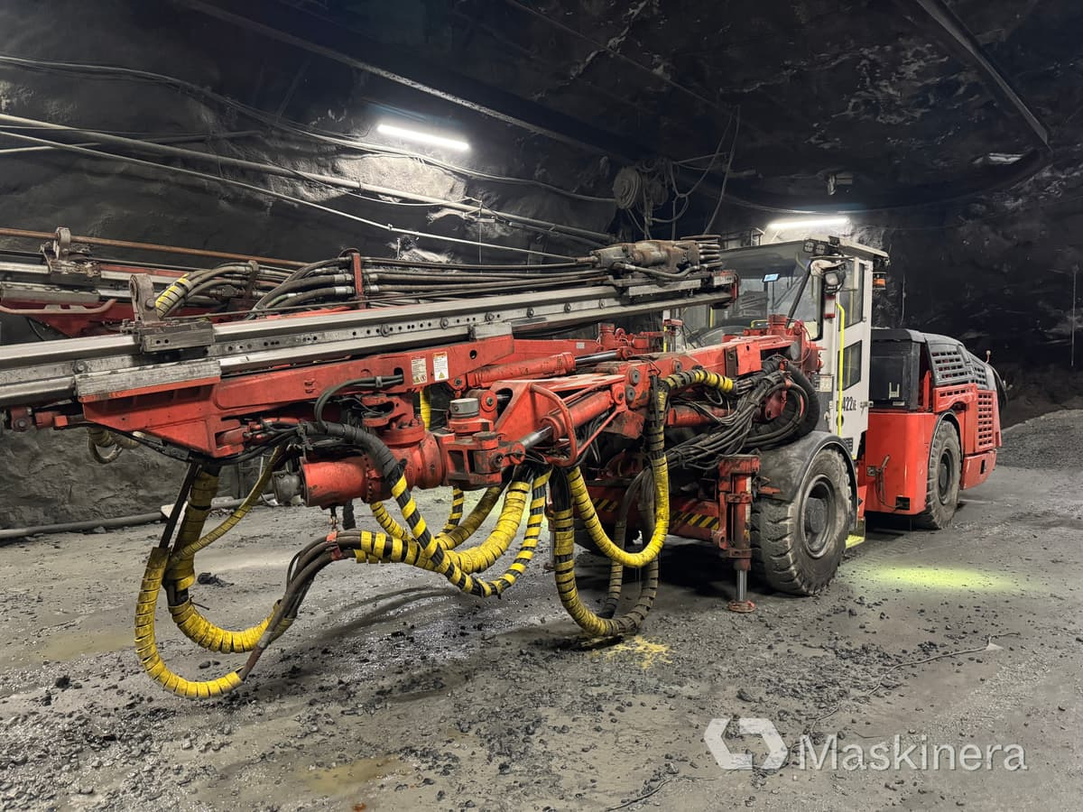 Gruv-borrigg för underjordsbruk Sandvik DD422iE - Drilling rig: picture 1 Gruv-borrigg för underjordsbruk Sandvik DD422iE - Drilling rig: picture 1