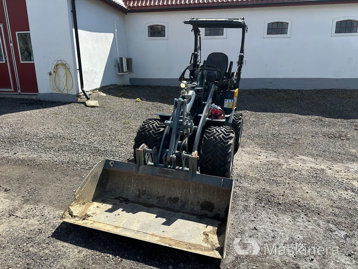 Hjullastare Giant G2200 X-TRA HD+ - Wheel loader: picture 2 Hjullastare Giant G2200 X-TRA HD+ - Wheel loader: picture 2