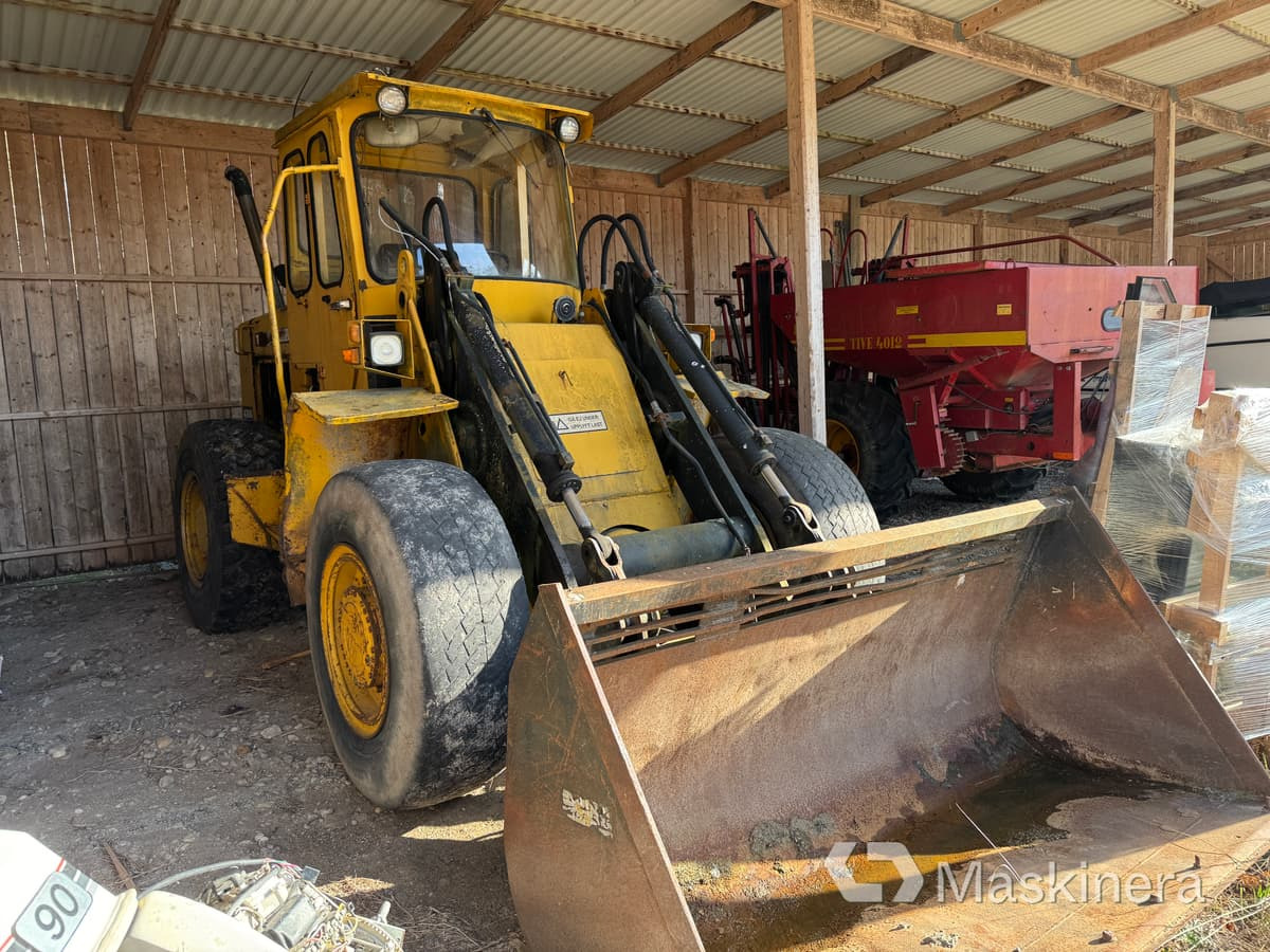 Hjullastare Volvo BM 4300 (Renoveringsobjekt) - Wheel loader: picture 3 Hjullastare Volvo BM 4300 (Renoveringsobjekt) - Wheel loader: picture 3
