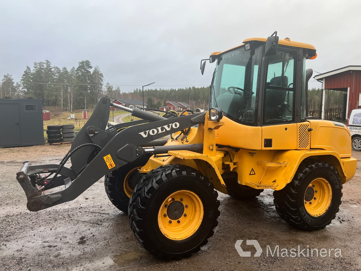 Hjullastare Volvo L35G med redskap - Wheel loader: picture 1 Hjullastare Volvo L35G med redskap - Wheel loader: picture 1