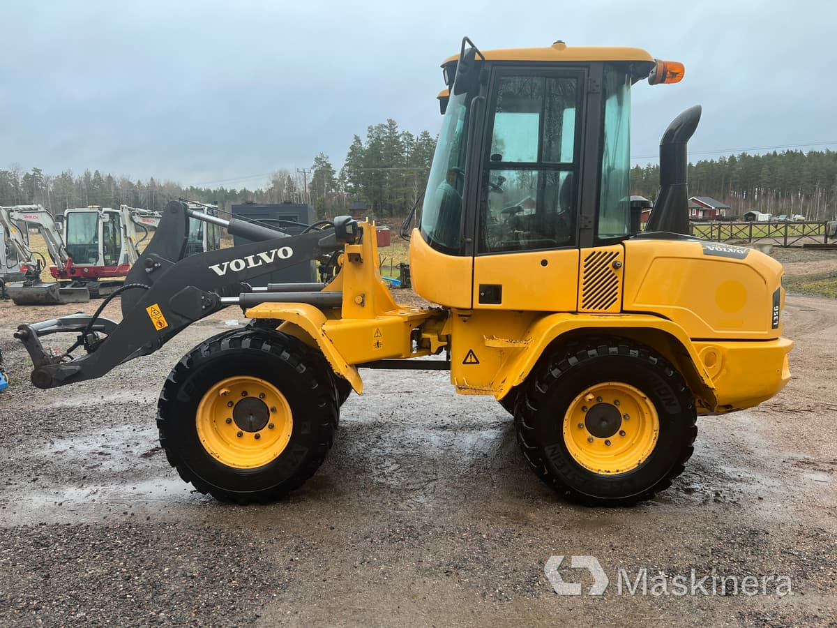 Hjullastare Volvo L35G med redskap - Wheel loader: picture 2 Hjullastare Volvo L35G med redskap - Wheel loader: picture 2