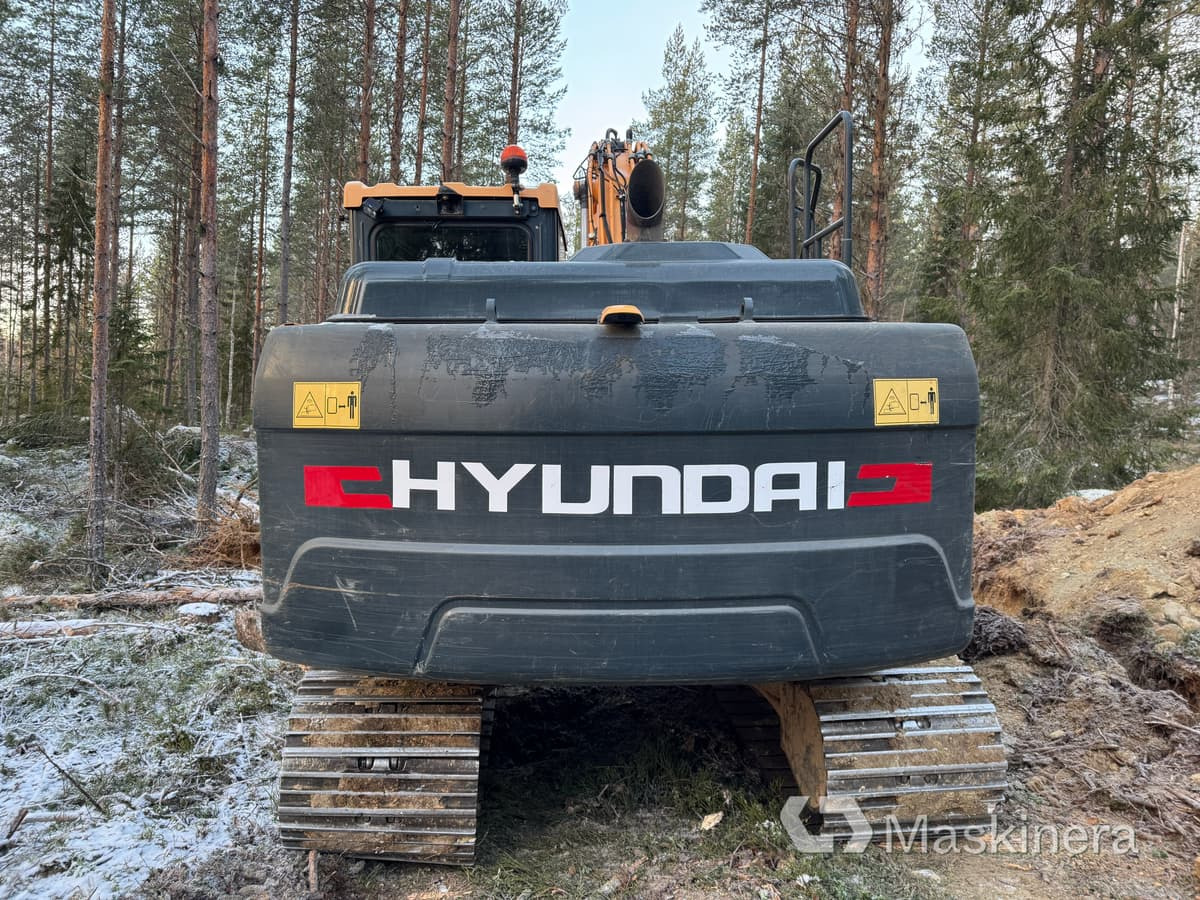 Hyundai HX 140 L Grävmaskin Hyundai HX140 L med tillbehör - Crawler excavator: picture 4 Hyundai HX 140 L Grävmaskin Hyundai HX140 L med tillbehör - Crawler excavator: picture 4