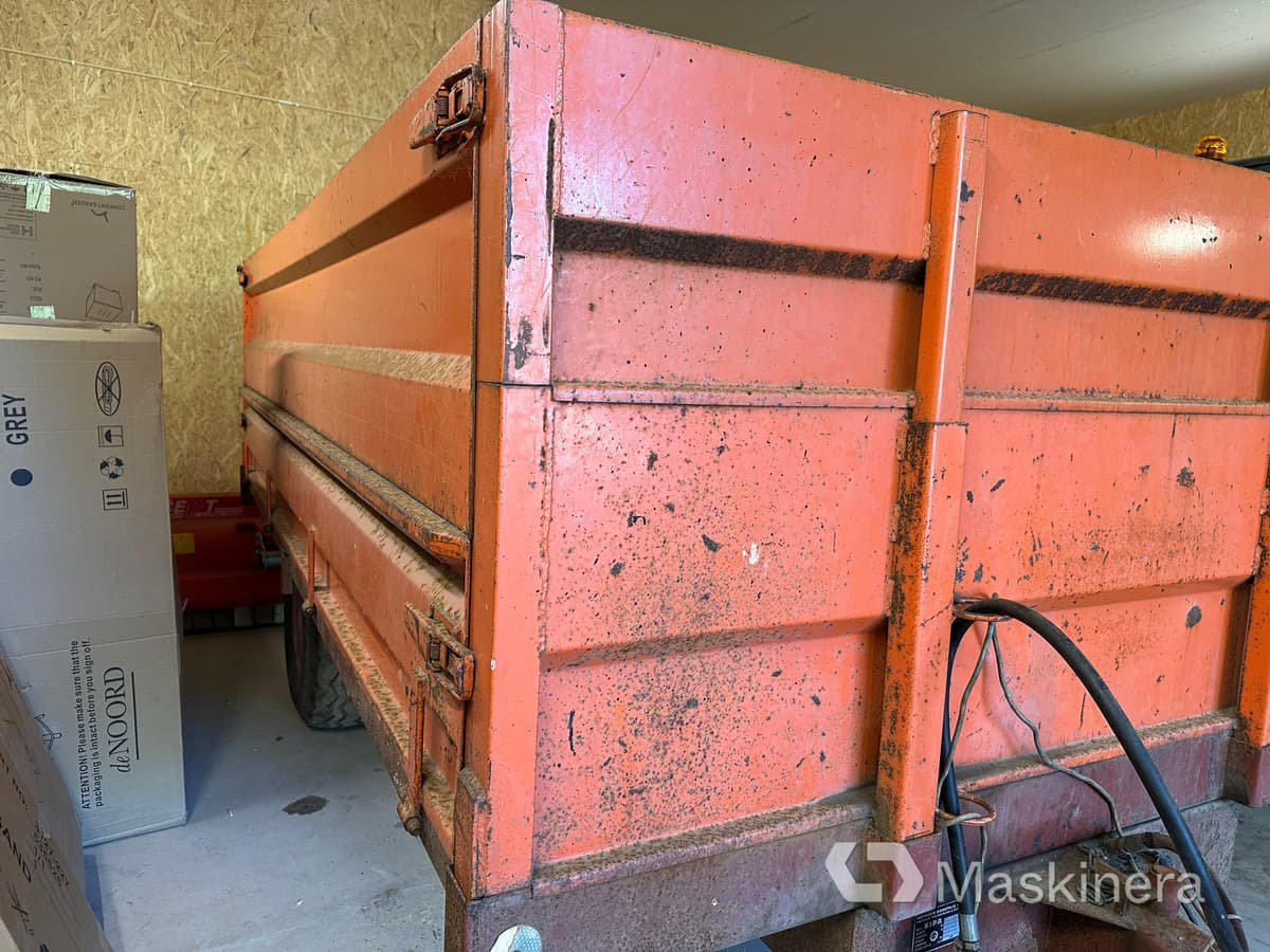 KIPA tippvagn Tippvagn hydraulisk KIPA - Farm tipping trailer/ Dumper: picture 3 KIPA tippvagn Tippvagn hydraulisk KIPA - Farm tipping trailer/ Dumper: picture 3