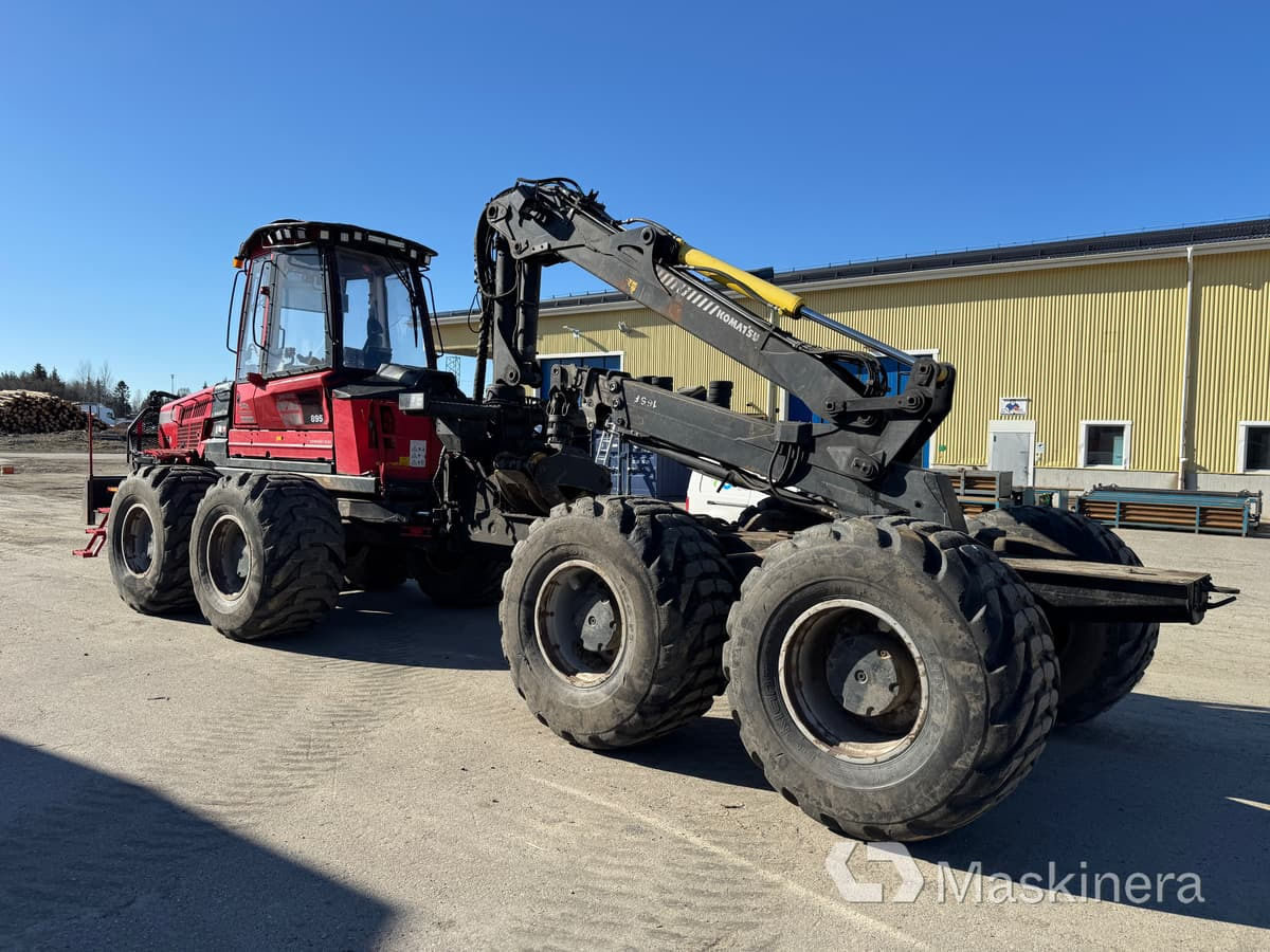 Komatsu 895 Forwarder Skotare Komatsu 895 - Forwarder: picture 3 Komatsu 895 Forwarder Skotare Komatsu 895 - Forwarder: picture 3