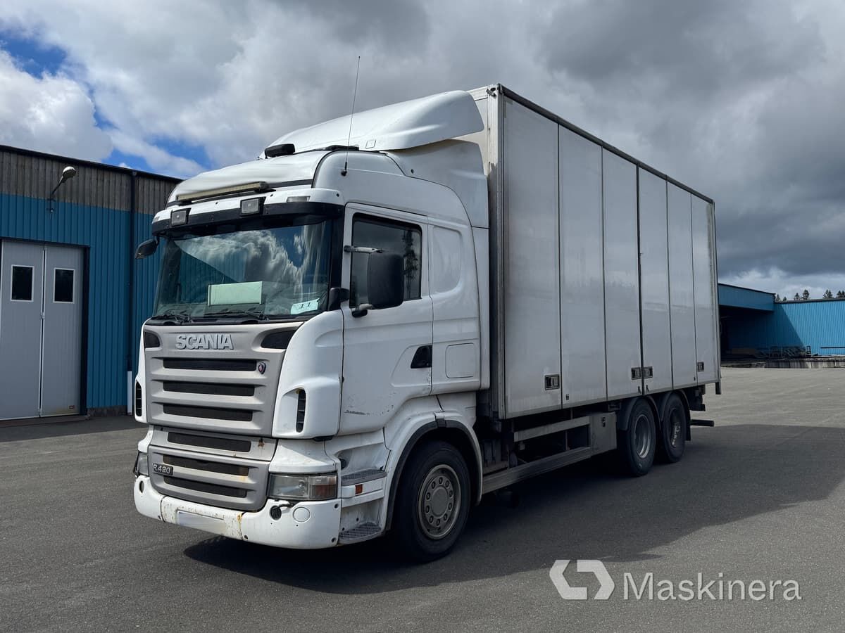 Lastbil Scania R420 6X2 (Rep. objekt) - Box truck: picture 1 Lastbil Scania R420 6X2 (Rep. objekt) - Box truck: picture 1