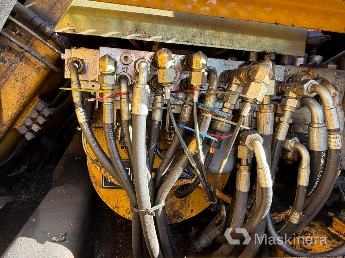 Crawler excavator Materialhanterare Cat M322C MH: picture 22