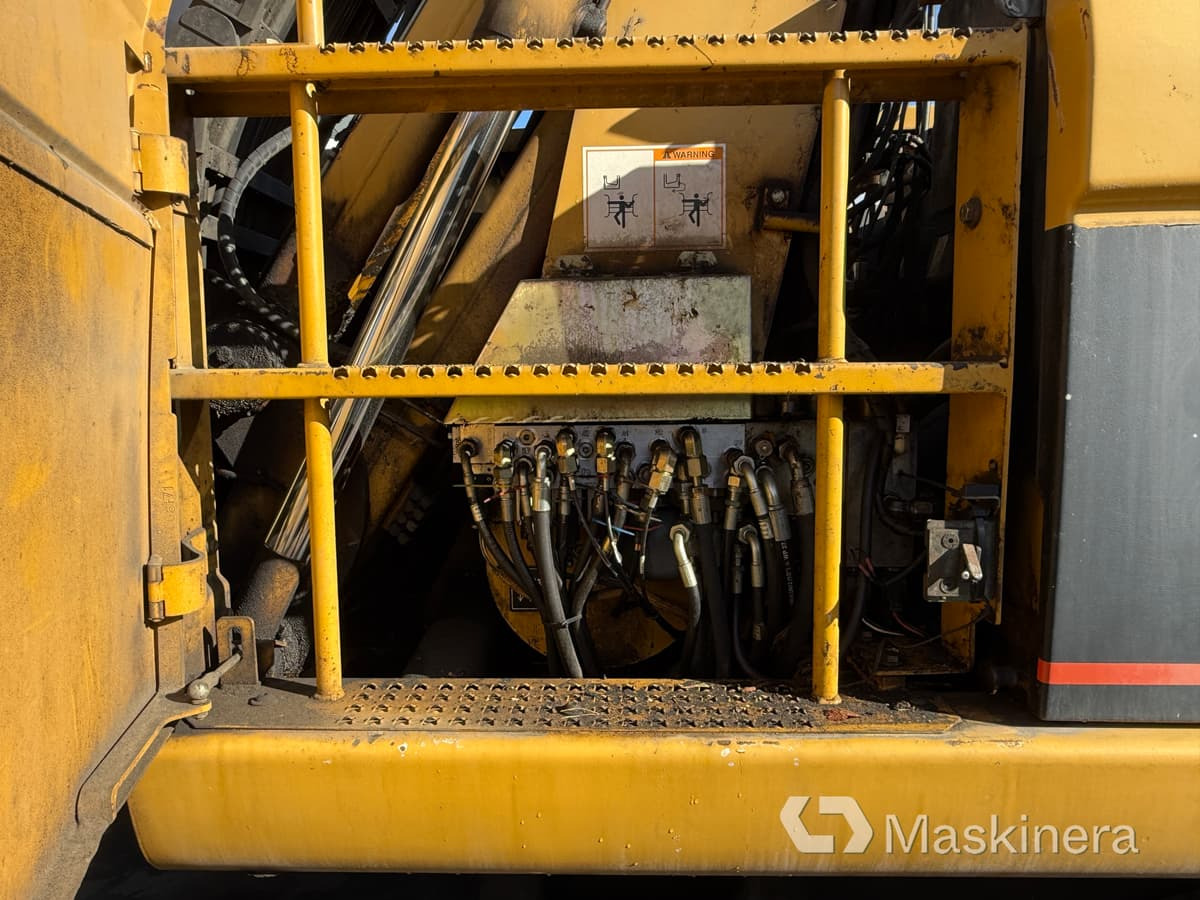 Crawler excavator Materialhanterare Cat M322C MH: picture 21
