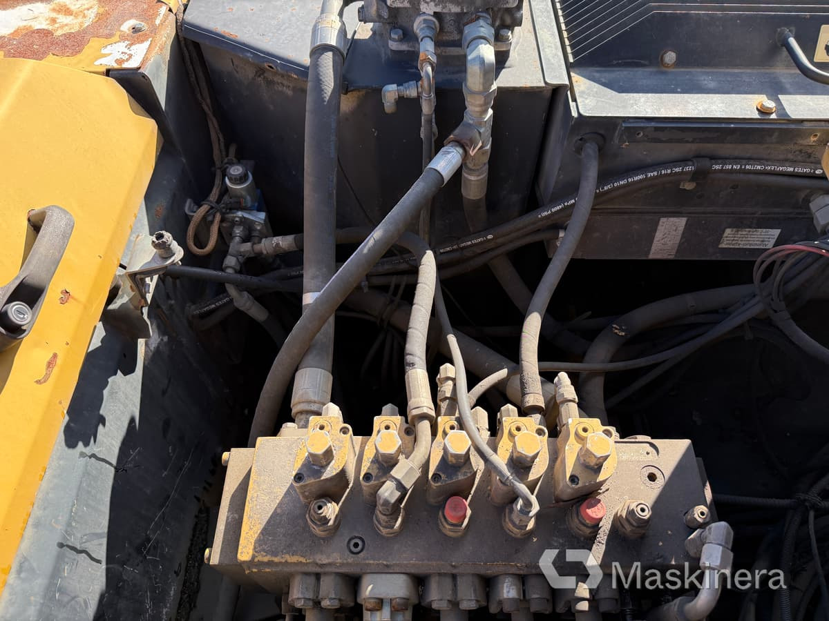 Crawler excavator Materialhanterare Cat M322C MH: picture 48