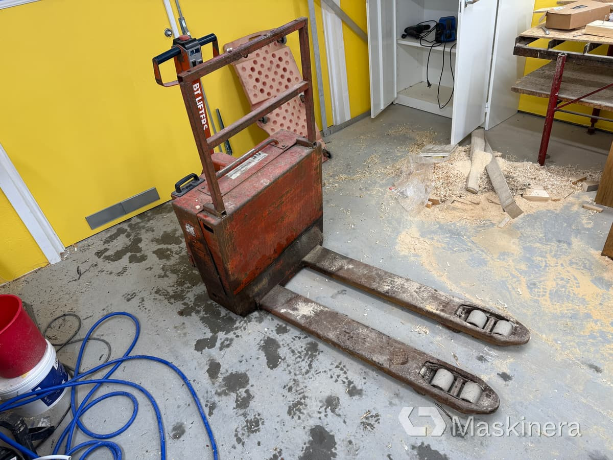 Pallyft BT-truck PPT 1250 E ink laddare - Pallet truck: picture 3 Pallyft BT-truck PPT 1250 E ink laddare - Pallet truck: picture 3
