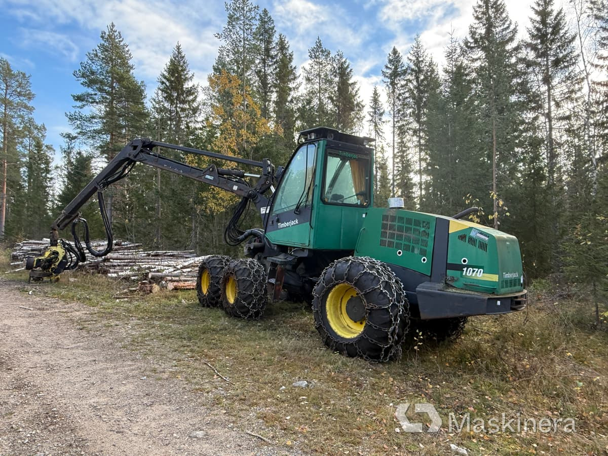 Skördare Timberjack 1070 - Forestry harvester: picture 4 Skördare Timberjack 1070 - Forestry harvester: picture 4