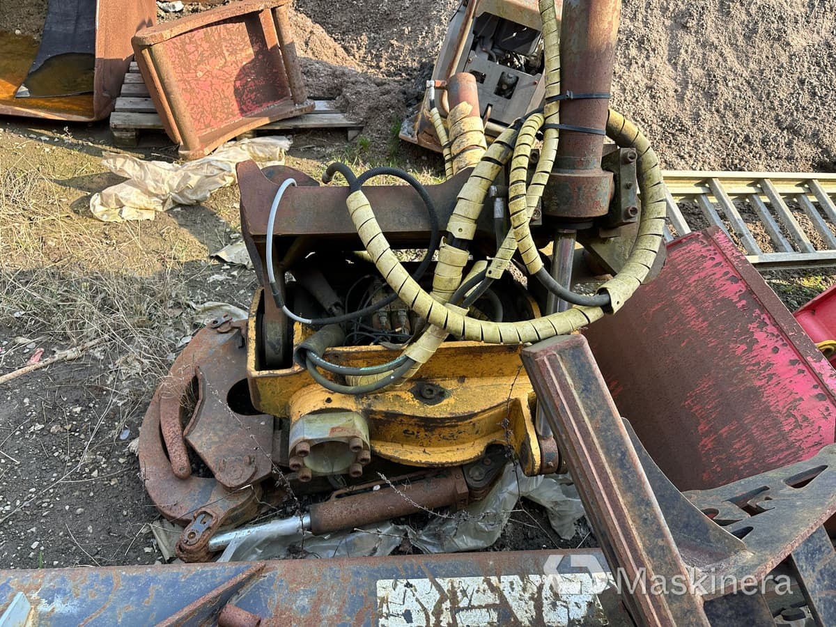 Tiltrotator Engcon B27 - Tiltrotator for Construction machinery: picture 5 Tiltrotator Engcon B27 - Tiltrotator for Construction machinery: picture 5