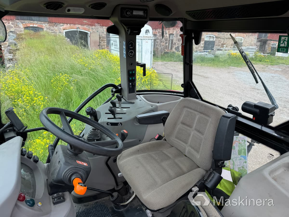 Farm tractor Traktor Case Farmall 85A med lastare: picture 13