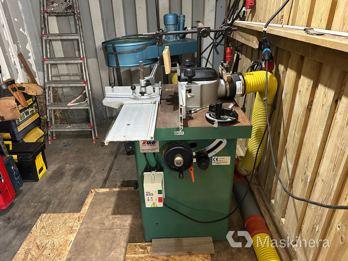 Vertikalfräs KUFO SK-28SP med LUNA spånsug - Woodworking machinery: picture 1 Vertikalfräs KUFO SK-28SP med LUNA spånsug - Woodworking machinery: picture 1