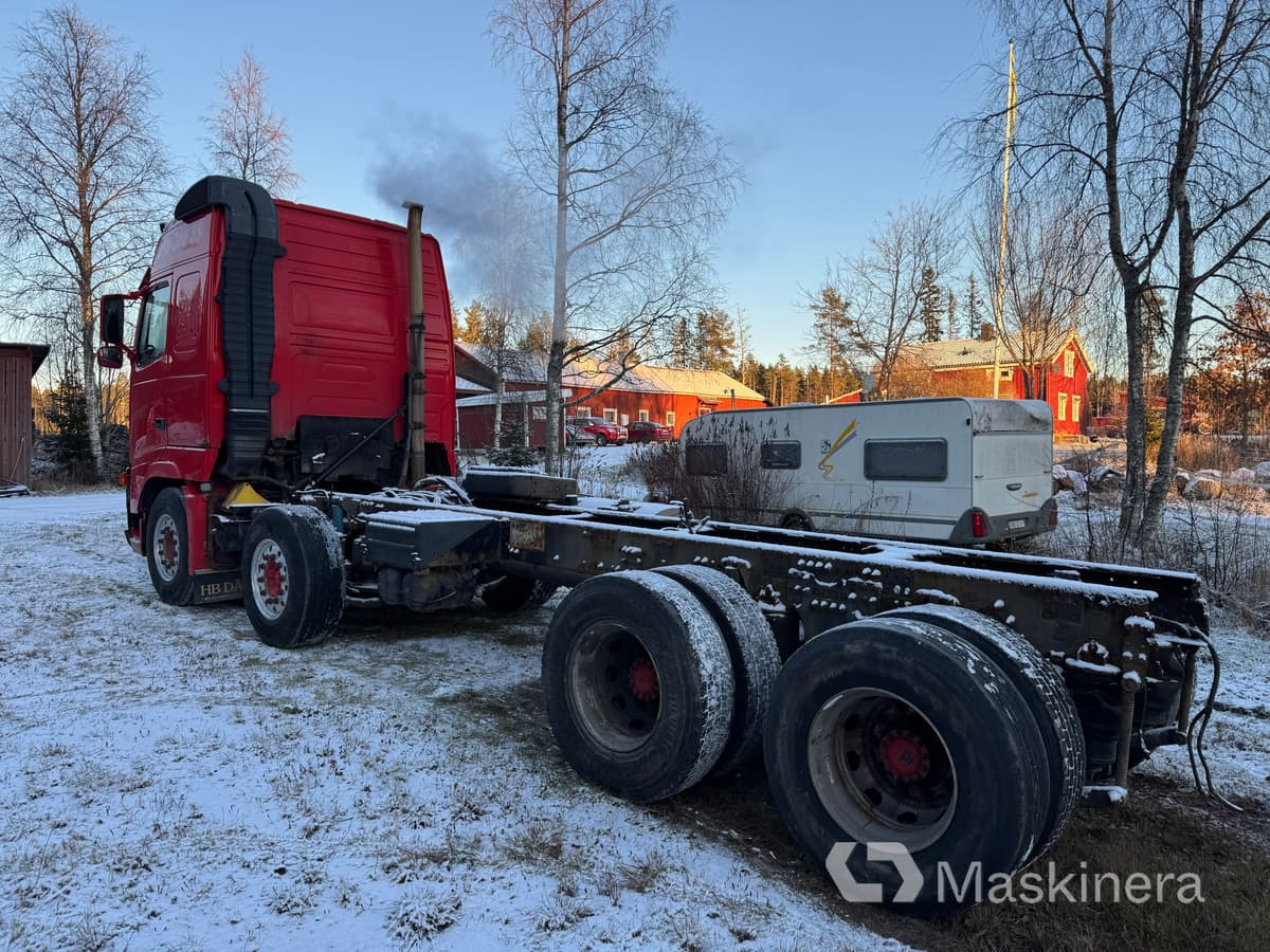 Volvo FH-520 6*4 Lastbil Volvo FH 520 6*4 chassi - Cab chassis truck: picture 3 Volvo FH-520 6*4 Lastbil Volvo FH 520 6*4 chassi - Cab chassis truck: picture 3