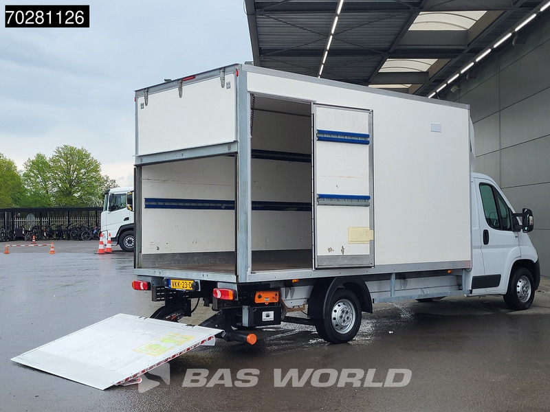 Fiat Ducato 130pk Euro6 Laadklep Bakwagen Zijdeur Airco Cruise Meubelbak Koffer 20m3 Airco Cruise control - Box van: picture 3 Fiat Ducato 130pk Euro6 Laadklep Bakwagen Zijdeur Airco Cruise Meubelbak Koffer 20m3 Airco Cruise control - Box van: picture 3
