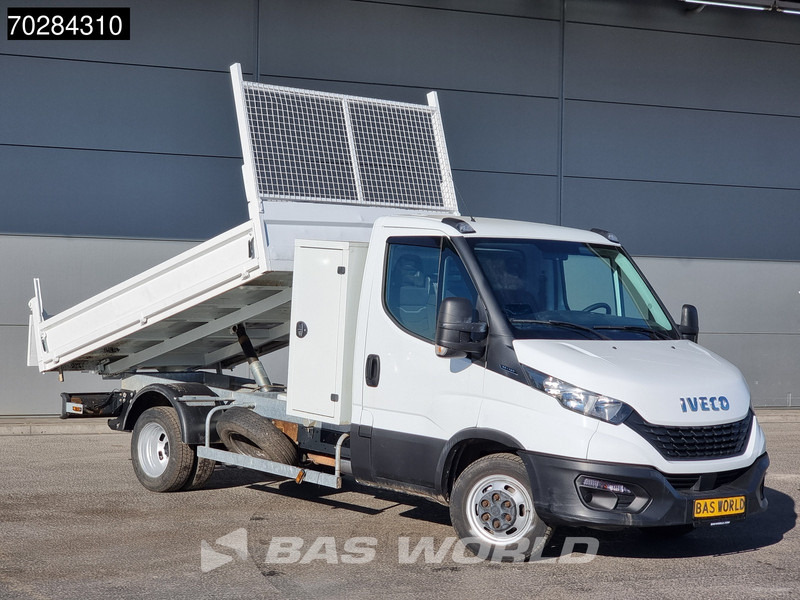 Iveco Daily 35C14 Open Laadbak met Kist Dubbellucht 3,5t Trekhaak Airco Cruise Euro6 Pritsche Pickup Open Box 2m3 Airco Trekhaak Cruise cont - Flatbed van: picture 3 Iveco Daily 35C14 Open Laadbak met Kist Dubbellucht 3,5t Trekhaak Airco Cruise Euro6 Pritsche Pickup Open Box 2m3 Airco Trekhaak Cruise cont - Flatbed van: picture 3