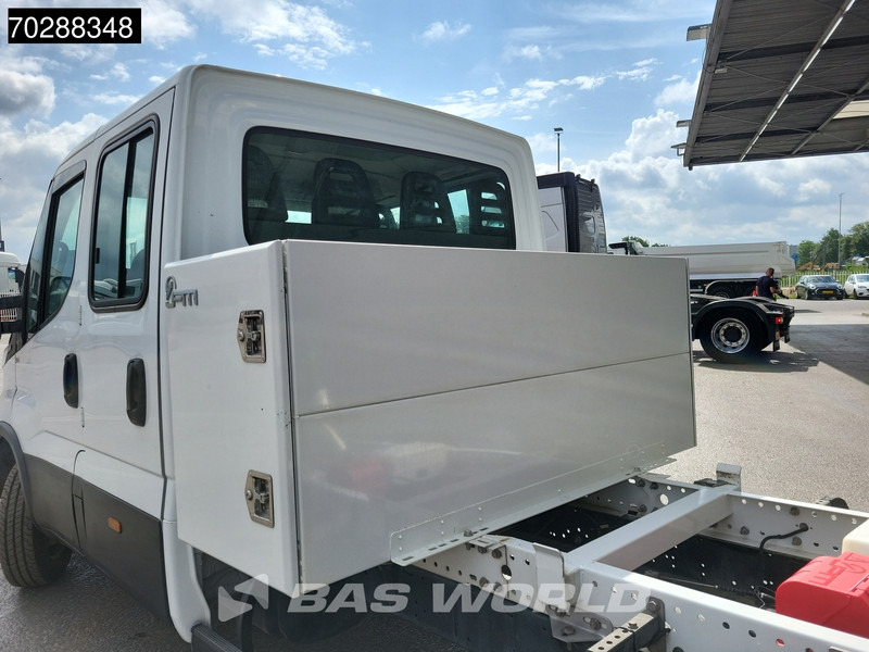 Leasing of Iveco Daily 35C16 3.0L Open Laadbak met Kist Dubbel Cabine Dubbellucht 3,5t Trekhaak Airco Cruise Euro6 Pritsche Pickup Open Box Airco Trekh Iveco Daily 35C16 3.0L Open Laadbak met Kist Dubbel Cabine Dubbellucht 3,5t Trekhaak Airco Cruise Euro6 Pritsche Pickup Open Box Airco Trekh: picture 8 Leasing of Iveco Daily 35C16 3.0L Open Laadbak met Kist Dubbel Cabine Dubbellucht 3,5t Trekhaak Airco Cruise Euro6 Pritsche Pickup Open Box Airco Trekh Iveco Daily 35C16 3.0L Open Laadbak met Kist Dubbel Cabine Dubbellucht 3,5t Trekhaak Airco Cruise Euro6 Pritsche Pickup Open Box Airco Trekh: picture 8