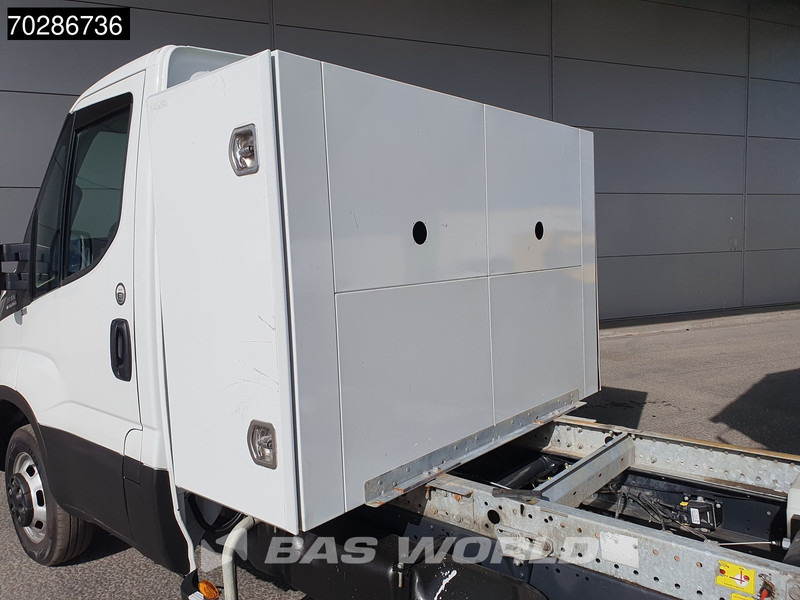 Tipper van Iveco Daily 35C18 3.0L Automaat Kipper met Kist Dubbellucht 3,5t Trekhaak Airco Euro6 Tipper Kieper Benne 2m3 Airco Trekhaak Cruise control: picture 6