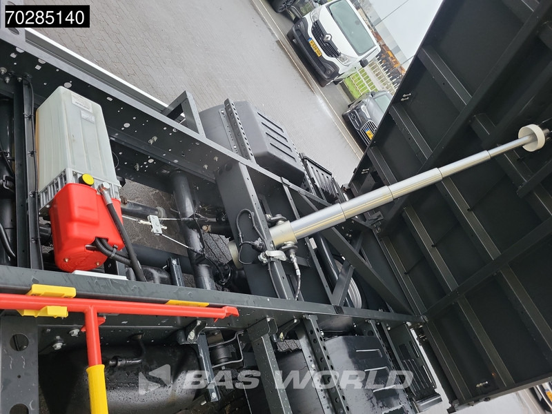 Leasing of Iveco Daily 35C21 3.0L 210PK Automaat Open Laadbak 2025 model ACC Airco CarPlay Pritsche Pickup Open Box Airco Iveco Daily 35C21 3.0L 210PK Automaat Open Laadbak 2025 model ACC Airco CarPlay Pritsche Pickup Open Box Airco: picture 7