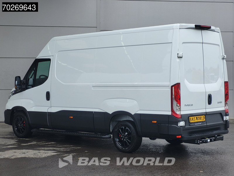 Iveco Daily 35S21 3.0L Automaat Black Edition 2025 model L2H2 Trekhaak Tacho ACC LED CarPlay Velgen Camera 12m3 Airco Trekhaak - Panel van: picture 2 Iveco Daily 35S21 3.0L Automaat Black Edition 2025 model L2H2 Trekhaak Tacho ACC LED CarPlay Velgen Camera 12m3 Airco Trekhaak - Panel van: picture 2