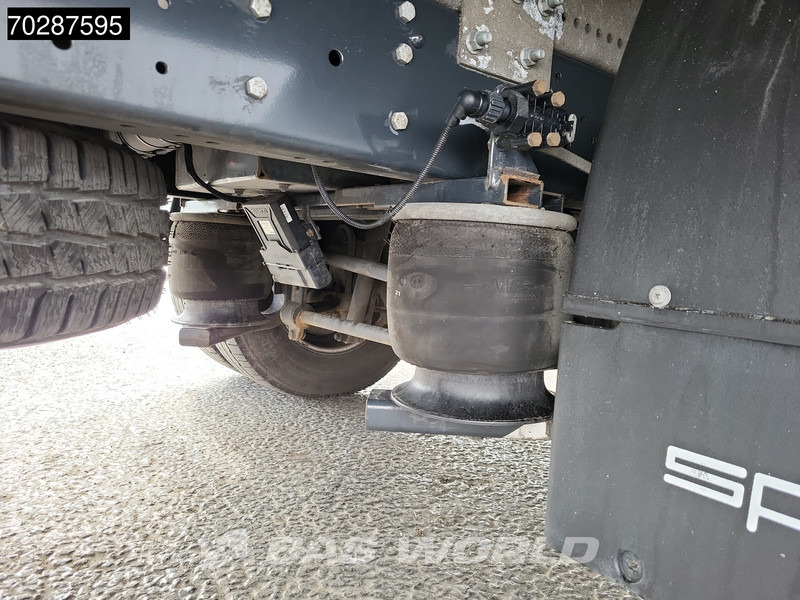 Box van Iveco Daily 70C21 3.0L Automaat Luchtvering Laadklep 210PK Airco Cruise Camera Euro6 Meubelbak Koffer 36m3 Airco Cruise control: picture 8