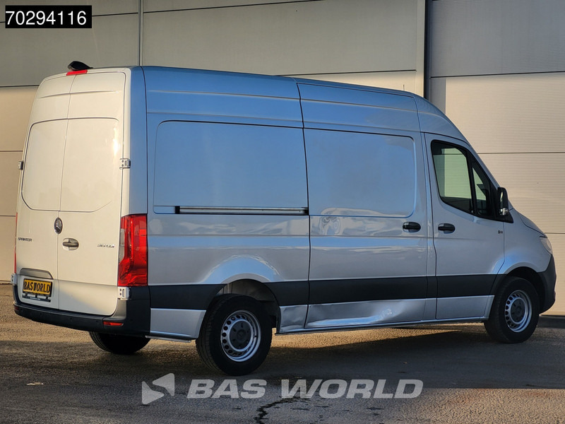 Mercedes-Benz Sprinter 315 CDI Automaat L2H2 150PK Airco Camera Parkeersensoren MBUX CarPlay Euro6 L2 12m3 Airco - Small van: picture 5 Mercedes-Benz Sprinter 315 CDI Automaat L2H2 150PK Airco Camera Parkeersensoren MBUX CarPlay Euro6 L2 12m3 Airco - Small van: picture 5