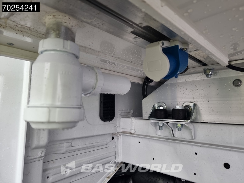 New Refrigerated van Mercedes-Benz Sprinter 315 CDI Koelwagen Thermo King V-300max 230V stekker Bakwagen Koel Kühlwagen 13m3 Airco Cruise control: picture 10
