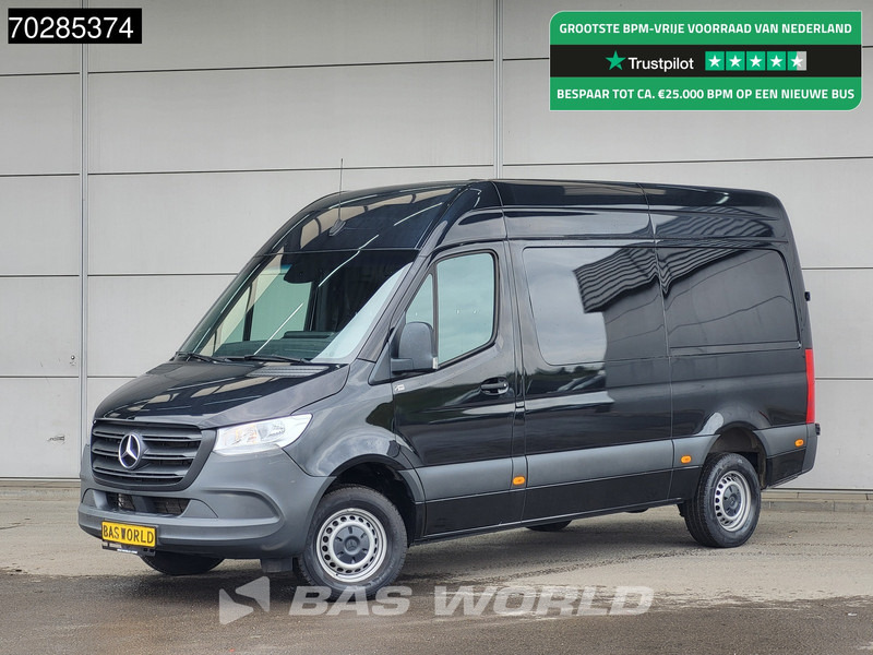 Mercedes-Benz Sprinter 317 CDI Automaat 3,5t Trekhaak L2H2 170PK Airco Camera MBUX Euro6 L2 12m3 Airco Trekhaak - Panel van: picture 1 Mercedes-Benz Sprinter 317 CDI Automaat 3,5t Trekhaak L2H2 170PK Airco Camera MBUX Euro6 L2 12m3 Airco Trekhaak - Panel van: picture 1