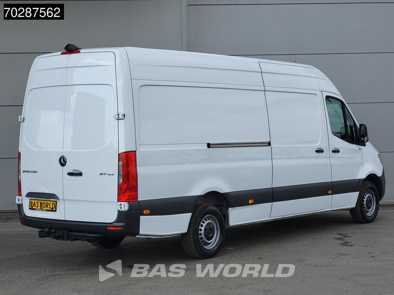 Mercedes-Benz Sprinter 317 CDI Automaat L3H2 3500KG 170PK Airco Cruise Camera Parkeersensoren MBUX CarPlay Euro6 L3 16m3 Airco Trekhaak - Panel van: picture 5 Mercedes-Benz Sprinter 317 CDI Automaat L3H2 3500KG 170PK Airco Cruise Camera Parkeersensoren MBUX CarPlay Euro6 L3 16m3 Airco Trekhaak - Panel van: picture 5