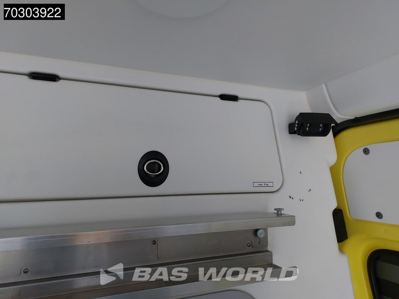 Ambulance Mercedes-Benz Sprinter 319 CDI 3.0L V6 Ambulance 190PK L2H2 LED Airco Cruise Camera MBUX CarPlay Euro6 Krankenwagen Rettungswagen L2 8m3 Airco Cruise c: picture 19