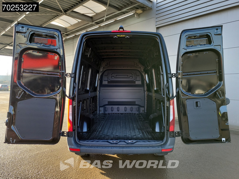Mercedes-Benz Sprinter 319 CDI Automaat Black Edition L2H2 190PK AMG 2025-Model LED Airco Cruise Camera MBUX CarPlay Euro6 L2 11m3 Airco Cruise control - Panel van: picture 3 Mercedes-Benz Sprinter 319 CDI Automaat Black Edition L2H2 190PK AMG 2025-Model LED Airco Cruise Camera MBUX CarPlay Euro6 L2 11m3 Airco Cruise control - Panel van: picture 3