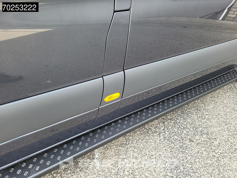 New Panel van Mercedes-Benz Sprinter 319 CDI Automaat L2H2 Black Edition model 2025 Camera MBUX LED Airco Cruise 10m3 Airco Cruise control: picture 7