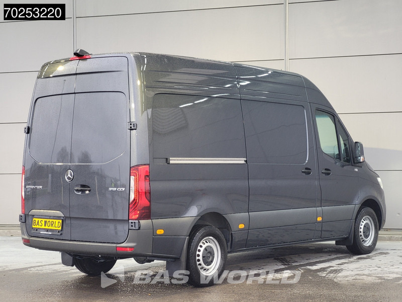 Mercedes-Benz Sprinter 319 CDI Automaat L2H2 model 2025 Camera MBUX LED Airco Cruise 10m3 Airco Cruise control - Panel van: picture 5 Mercedes-Benz Sprinter 319 CDI Automaat L2H2 model 2025 Camera MBUX LED Airco Cruise 10m3 Airco Cruise control - Panel van: picture 5